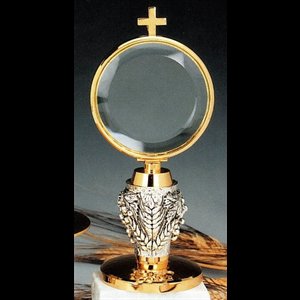 Chapel Monstrance, 6 7/8" (17,5 cm) Ht., 3 1/8" (8 cm) Diam.