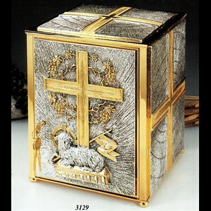 Tabernacle 11.75" x 11.75" x 14" h. (30 x 30 x 35,5 h. cm)