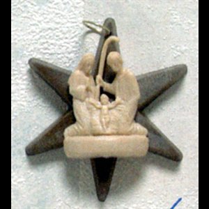 Nativité Plastique Sur Étoile En Plastique Imit. Bois 2.5"