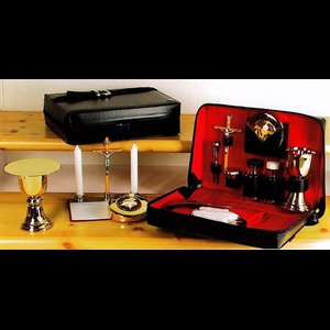 Hand Travel Mass Kit 7 1/2" x 9 7/8" x 2" (19 x 25 x 5 cm)