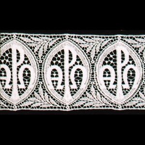 Embroidered Lace #702 / yard (4 1/4" wide)