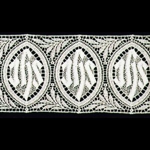 Embroidered Lace #775 / yard (4 1/2" wide)
