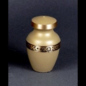 Petite urne commémorative en laiton 2 3 / 4 x 1 3 / 4 x 1 3 / 4