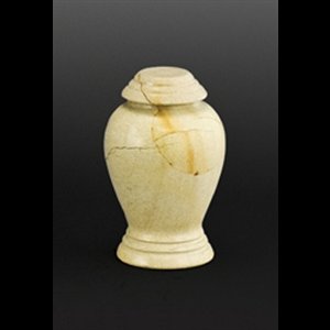 Petite urne comm. en pierre véritable 3 3 / 4 x 1 3 / 4 x 1 3 / 4